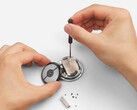 A Google Pixel Watch 4 akkumulátora állítólag viszonylag könnyen cserélhető. (Kép forrása: Google)