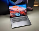 Microsoft Surface Laptop Ultra RTX Spark teszt - A 2000 nites Mini-LED panel problémát jelent