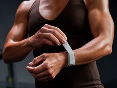 Az Amazfit Helio Strap az egyik legolcsóbb fitnesz karpánt a piacon.