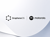 A Motorola és a GrapheneOS együttműködése (logók láthatók)