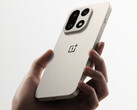 A OnePlus 15 2025. október 27-én jelenhet meg Kínában. A képen: a telefon hátlapja. (Kép forrása: OnePlus)