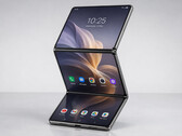 Így nézhet ki a Huawei függőleges, háromszorosra hajtogatható készüléke.