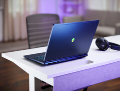 Az Aurora 16 érdekes ajánlatot jelent a középkategóriás gamer laptopok között. (Kép forrása: Dell)