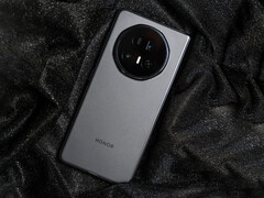 A Magic V5-nek a 8-magos Snapdragon 8 Elite lapkakészletnek köszönhetően az Oppo Find N5-öt kell megelőznie teljesítményben, a képen látható korábbi Snapdragon 8 Elite lapkakészletnek köszönhetően. (Kép forrása: Honor)