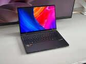 AMD Strix Halo 32 GB RAM-mal 1899 dollárért –  Asus ProArt PX13 2026 konvertibilis számítógép tesztje