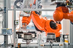 A Bosch villanymotorjában a nagy hatásfok, az innovatív hűtés, az optimalizált tekercselési technológia és a skálázható platformarchitektúra kombinációja különösen kompakt kialakítást eredményez.