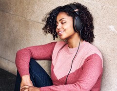 Az új HD505 over-ear fejhallgató állítólag high-end hangzást kínál középkategóriás áron (Kép forrása: Sennheiser)
