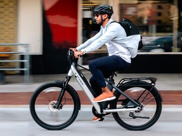 A Segway Myon e-bike stílusa olyan, mint egy hagyományos városi kerékpáré. (Kép forrása: Segway)