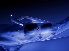 Az új AR-szemüvegek ára Japánban 437 dollár körül van. A képen az Xreal 1S promóciós felvétele. (Kép forrása: Xreal)