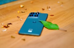 A Motorola Edge 70 egy nagyon elegáns design, de az értékarányos ajánlat nem jó