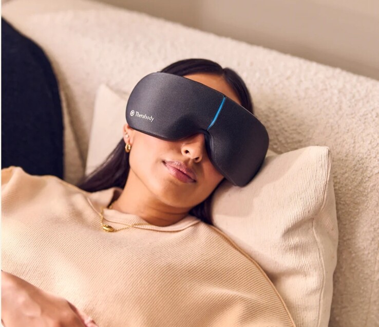 A második generációs SmartGoggles a kényelmet és a nyugalmat szolgálja - a vibrációt, a hőt és a szívritmus vezérelt kompressziót kombinálja a személyre szabott szemterápia érdekében (Kép forrása: Therabody)