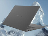 Az új Zenbook A16 izlandszürke kivitelben érkezik.