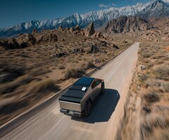 Egy SpaceX Starlink Mini egy Tesla Cybertruckon