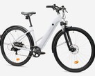 A Decathlon Rockrider E-ACTV 100 alacsony vázas e-bike már kapható. (Kép forrása: Decathlon)
