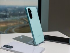 A Samsung Galaxy A26 A26 5G fekete, fehér és mentazöld színben kapható. (Kép forrása: Daniel Schmidt)