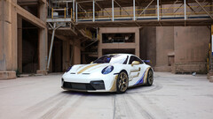 A Porsche 911 GT3 3,4 másodperc alatt gyorsul 0-100 km/h-ra, végsebessége 311 km/h, és 503 lóerős.