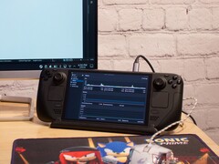 Az okostelefon használható Bluetooth hangforrásként a Steam Deck számára, így a játék hangja, a zene, a videók és a hívások ugyanazon a fejhallgatón keresztül szólalhatnak meg.