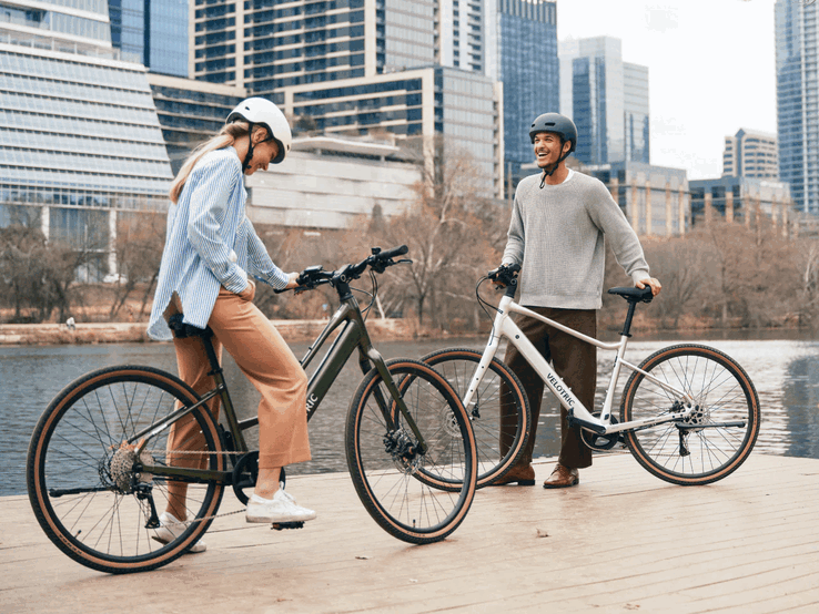 A Velotric Tempo e-bike közép- és magas lépcsős vázzal is kapható