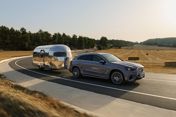 Az új Mercedes GLC 5 291 font vontatási kapacitást kínál.