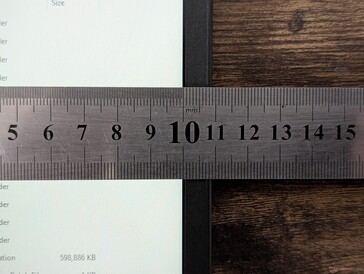 Keskeny oldalsó keretek