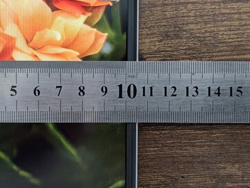 Nagyon keskeny oldalsó keretek