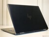 HP Envy x360 2-in-1 14: Jobbra