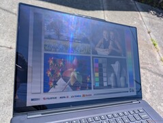 Kültéren, napfényben