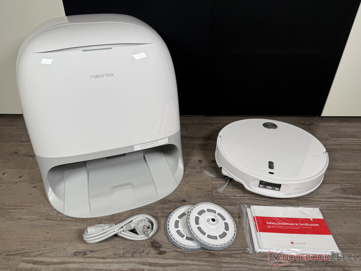 A Roborock Qrevo Curv 2 Pro szállítási terjedelme