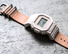 Az első Casio x Hender Scheme kollab 2017-ből - a DW-5600HS-4JF (a képen). (Kép forrása: Designboom)