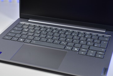 Lenovo ThinkBook 14 Gen 8: Billentyűzet