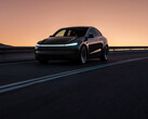 Az ingyenes FSD átutalások mostantól az új Y-modellre is érvényesek, plusz hűségkedvezmények. (Kép forrása: Tesla)