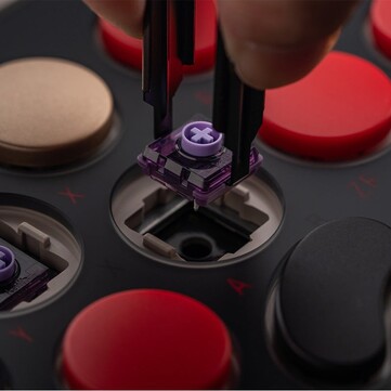 A 8BitDo Upgrade Kit for Arcade Controller 16 Kailh Purple Glede lineáris kapcsolót tartalmaz