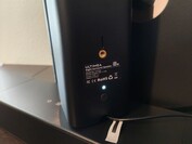 A Soundbar és a szatellitek állványmenettel(ek) rendelkeznek (Kép forrása: Notebookcheck)