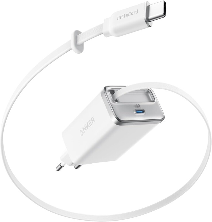 Az Anker Nano töltő (35W, beépített visszahúzható USB-C kábel) fehér színben (Kép forrása: Anker)