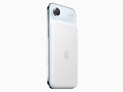 Az új iPhone Air MagSafe Battery Pack akár 65%-kal több töltést biztosít az iPhone Air készüléknek. (Kép forrása: Apple)