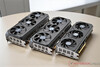Gigabyte Radeon RX 9070 XT Gaming OC 16G (balra), Gigabyte Radeon RX 9070 XT Gaming OC 16G (középen), Gigabyte Radeon RX 9060 XT Gaming OC 16G (jobbra)