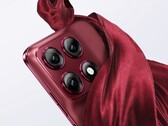 A Motorola Edge 70 Pro+ három színben, köztük piros színben lesz kapható.