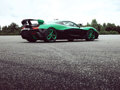 Az új Nevera R mindössze 1,66 másodperc alatt gyorsul 0-ról 100 km/órás sebességre. (Kép forrása: Rimac)