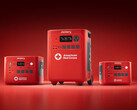 A Jackery HomePower 2000 Plus v2 Vöröskereszt-kiadás, a Jackery HomePower 3600 Plus Vöröskereszt-kiadás és a Jackery HomePower 1000 Plus v2 Vöröskereszt-kiadás (balról jobbra)