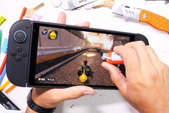 A könnyen karcolódó kijelzőtől eltekintve a Nintendo Switch 2 jól megépítettnek tűnik (Kép forrása: JerryRigEverything)