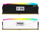 Az XFinity+ modulok fekete és fehér változata OLED képernyővel. (Kép forrása: V-color)