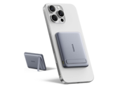 A Baseus PicoGo Ultra-Mini mágneses Power Bank (képünkön) Európában jelenik meg. (Kép forrása: Baseus)