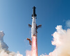 Az űrhajó felszáll. A rakéta várhatóan idővel felváltja a Falcon 9-et a SpaceX legfontosabb hordozóeszközeként.