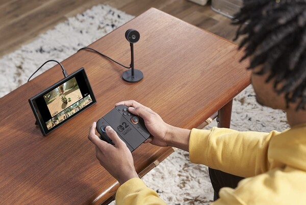 A Nintendo Switch 2 második USB-C portja olyan perifériák csatlakoztatására használható, mint például egy USB-C kamera. (Kép forrása: Nintendo)