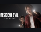 Claire Redfield és Sherry Birkin zseblámpával a kezükben a Resident Evil Requiem hivatalos promóciós képén (Kép forrása: Capcom)