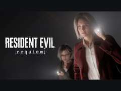 Claire Redfield és Sherry Birkin zseblámpával a kezükben a Resident Evil Requiem hivatalos promóciós képén (Kép forrása: Capcom)