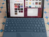 Eltávolítva szinte mindent, ami ezt a Microsoft termék, hagy egy meglepően capabable tabletta (Kép forrása: Notebookcheck)
