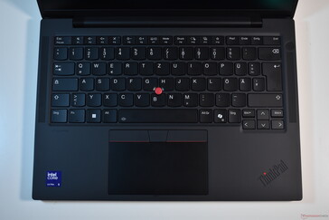 Lenovo ThinkPad T14s Gen 6 Intel: Billentyűzet