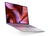 A felhasználóknak érdemes elkerülni a Lenovo Yoga Pro 9 16 kisebb RTX 5050 konfigurációját, mivel ez a legrosszabb ár-érték arányú (Kép forrása: Lenovo)