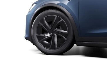 A 19 colos Magnetite keréktárcsákkal a Model S frissítése az eddigi leghosszabb hatótávolságot kínálja a Tesla-autók közül.